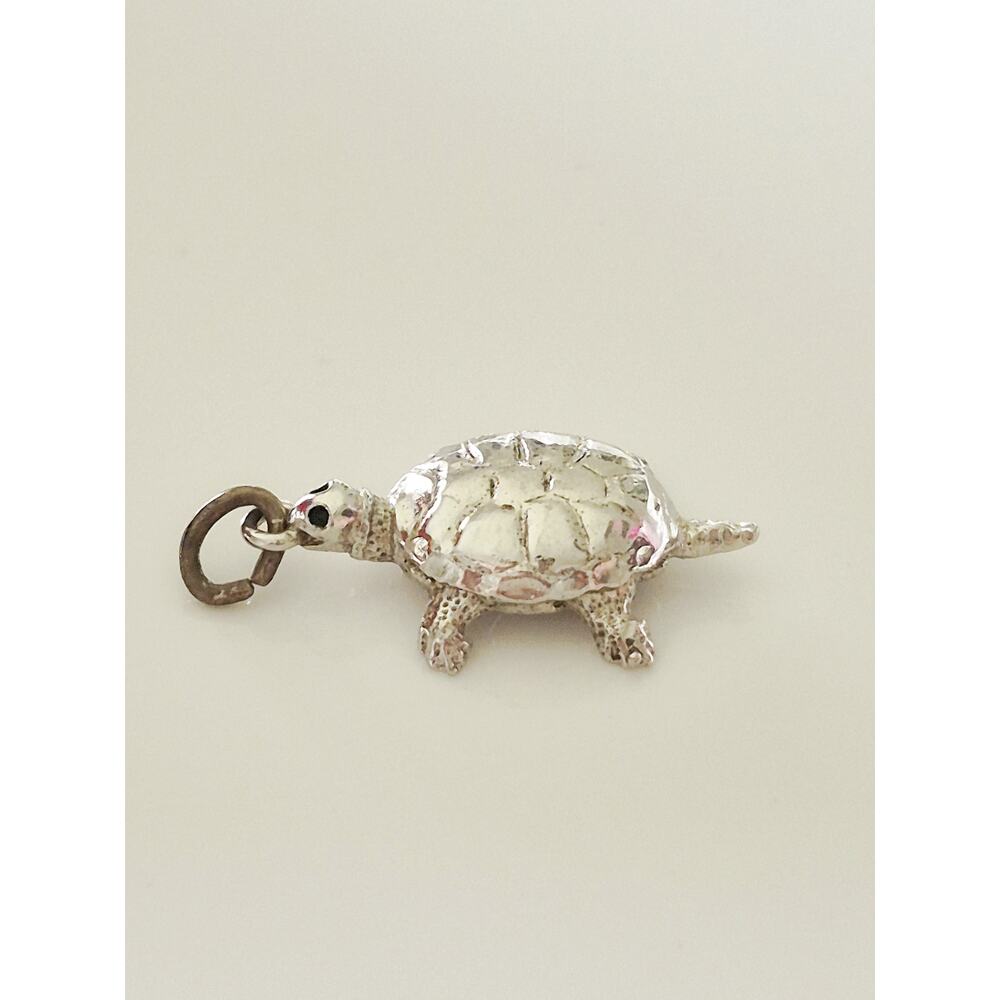 Vintage Sterling Silver Wells Designer Turtle Silver Charm Pendant - Picture 2 of 8